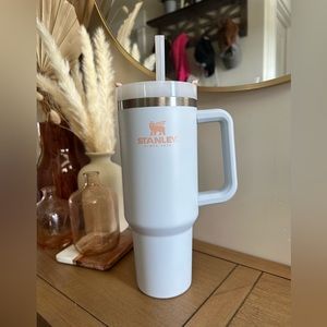 40oz Stanley Tumbler - CLOUD.